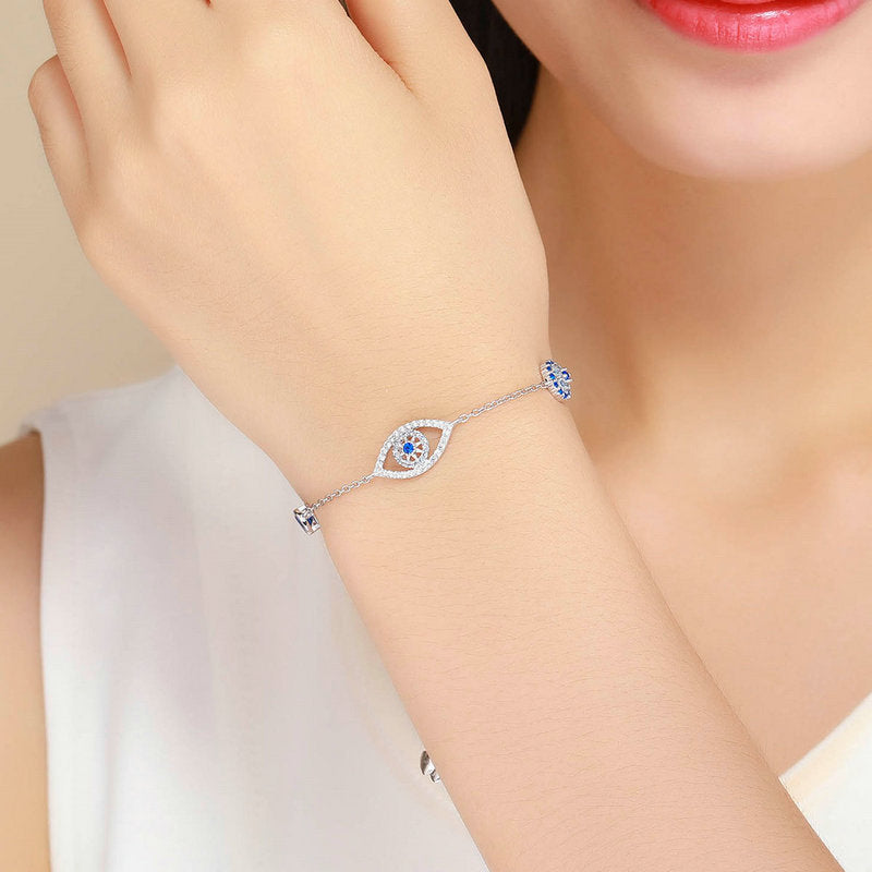 Silver Lady Eye Bracelet